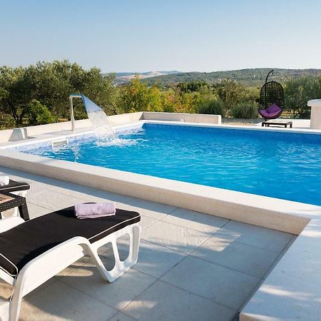 שיבניק Villa Solitude מראה חיצוני תמונה