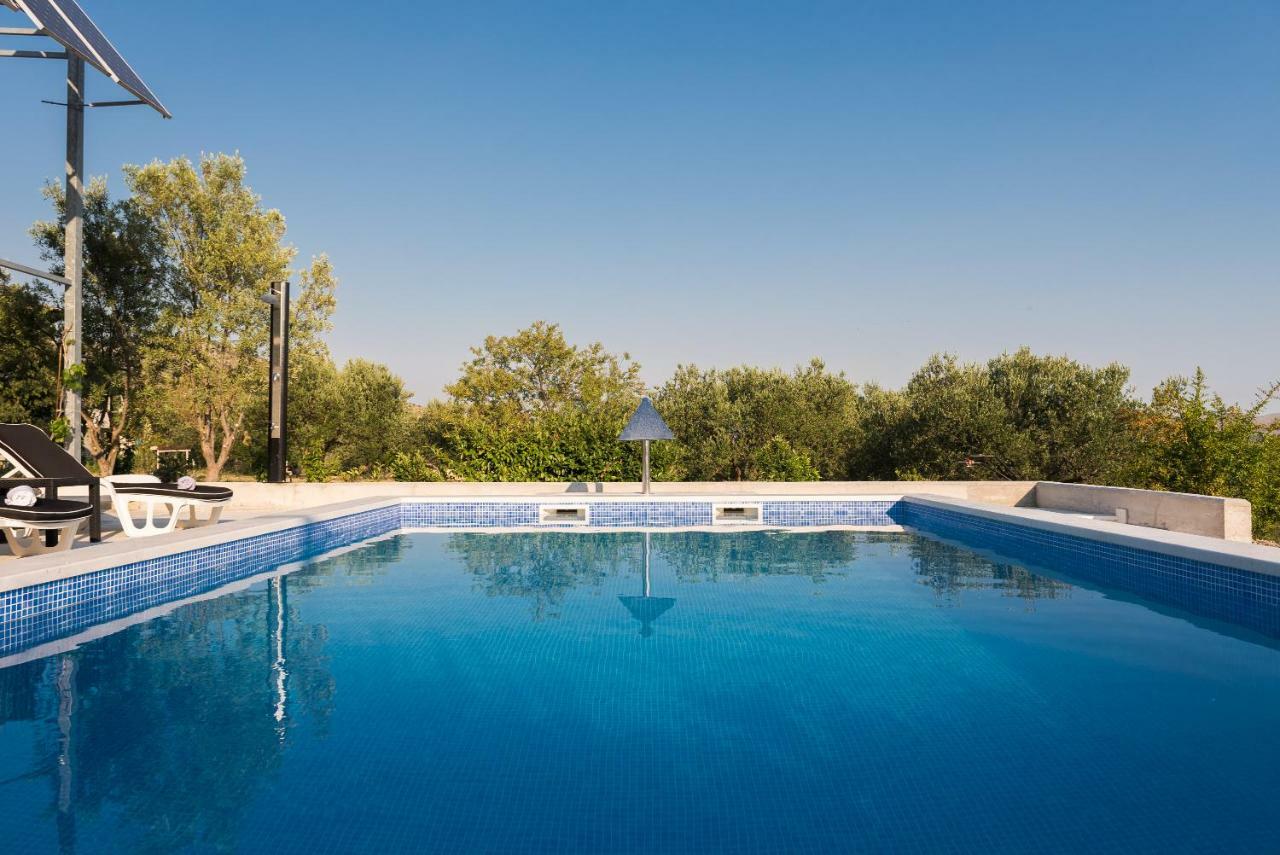 שיבניק Villa Solitude מראה חיצוני תמונה